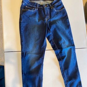 Levi’s 811 skinny jeans